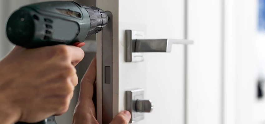 Locksmith For Lock Replacement Near Me in Beverly Hills, CA